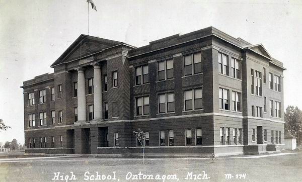 Ontonagon High School (newer photo)